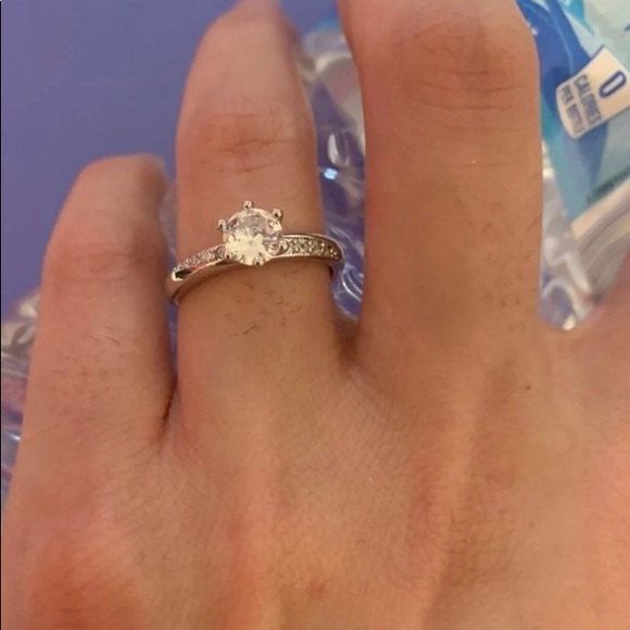 *SALE* Infinity Diamond ENGAGEMENT RING - Picture 10 of 10